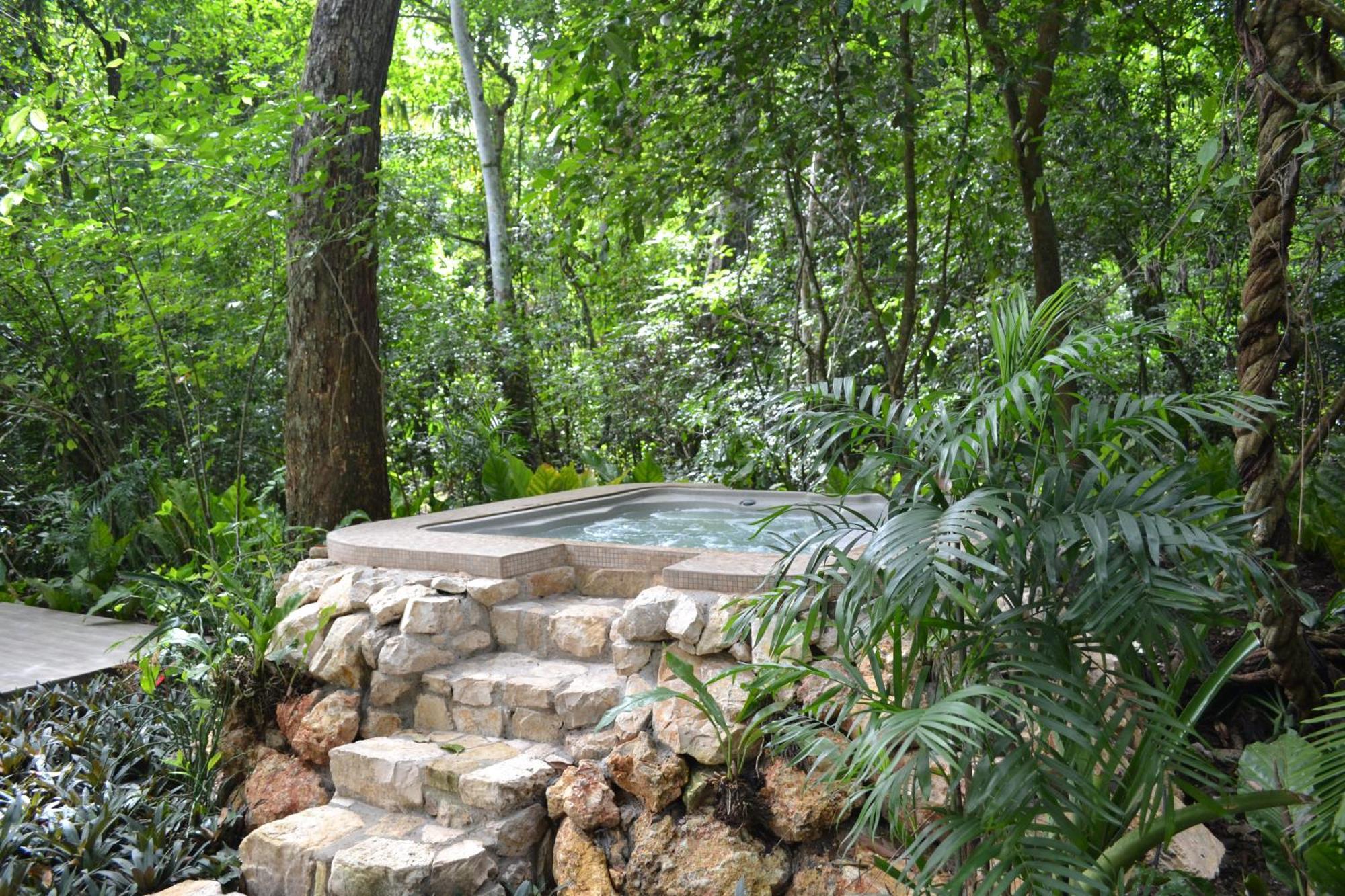 Hotel Jungle Lodge Tikal Bilik gambar